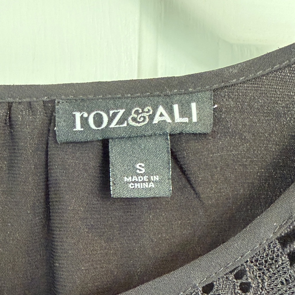 Roz & Ali Black Lace-Inset Sheer Sleeve Blouse - Picture 2 of 6